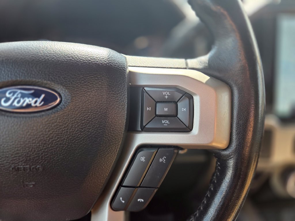 Used 2022 Ford F350 Lariat w/ Lariat Ultimate Package AWD/4WD image 18