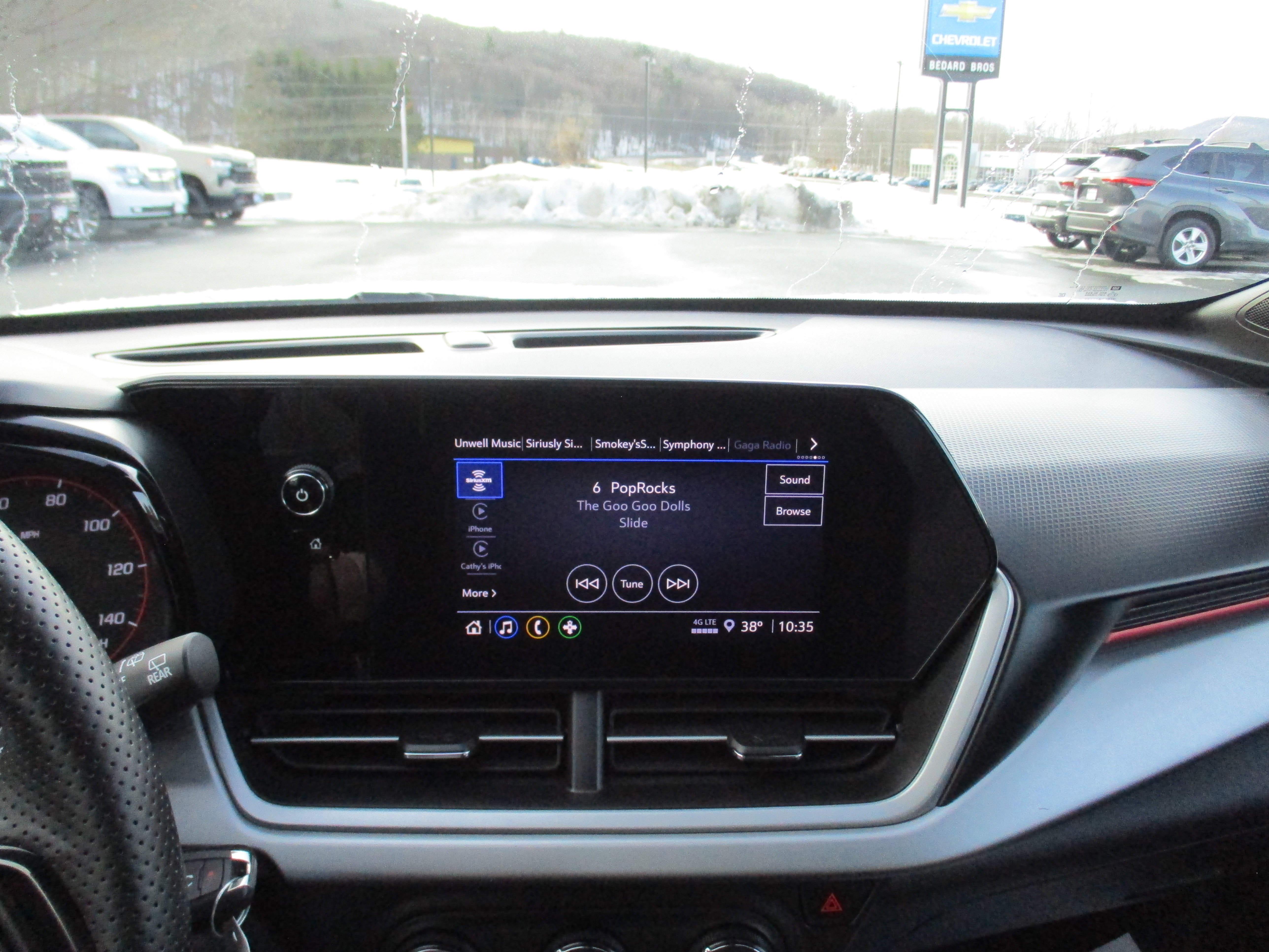 Certified 2024 Chevrolet Trax RS image 16