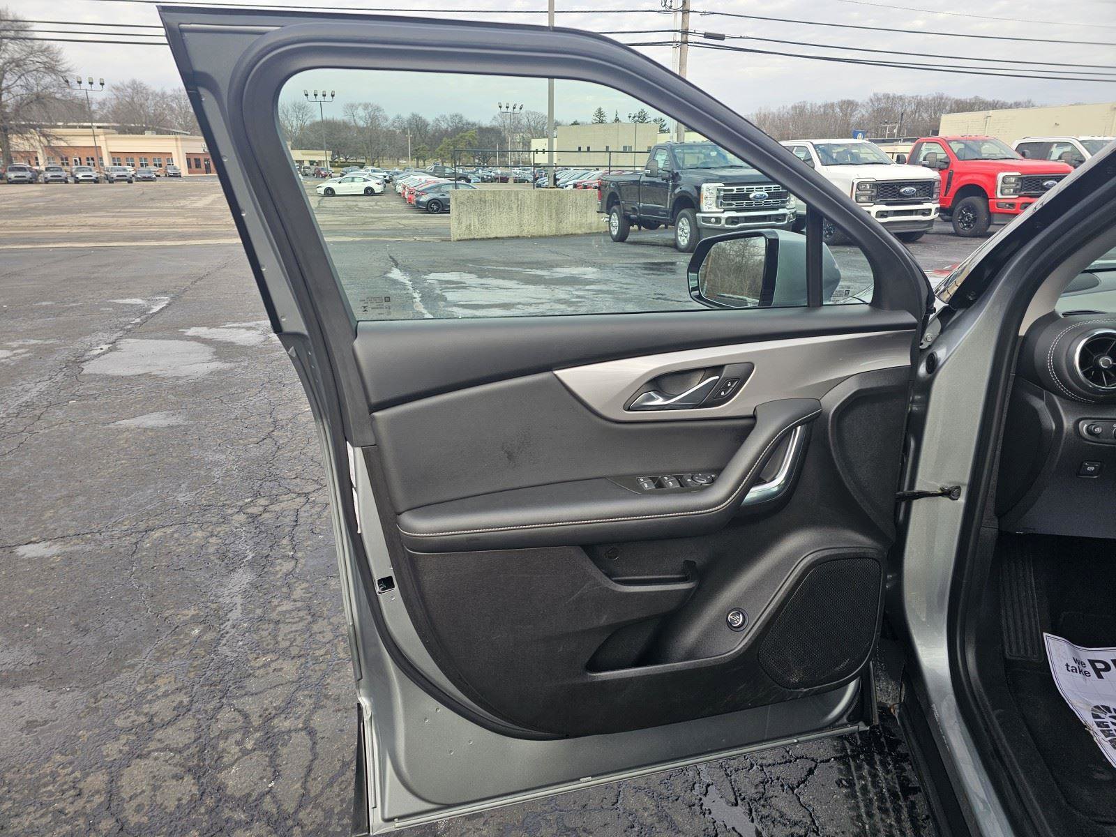 Used 2024 Chevrolet Blazer LT image 12