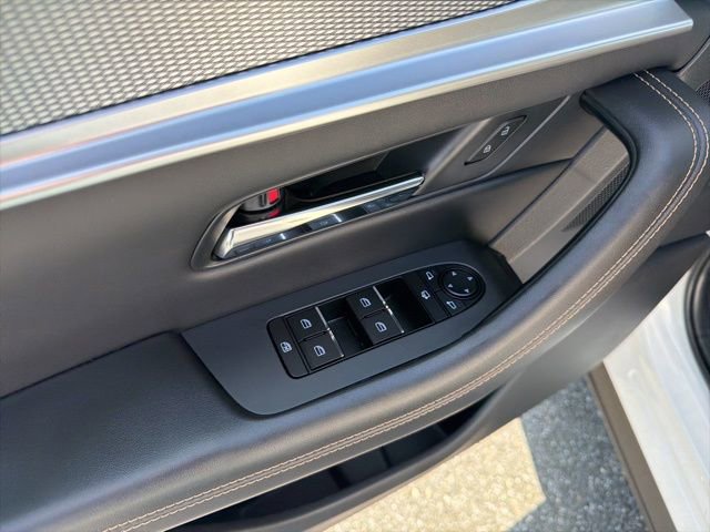 Used 2025 MAZDA CX-70 Plug-In Hybrid w/ Premium Plus image 12