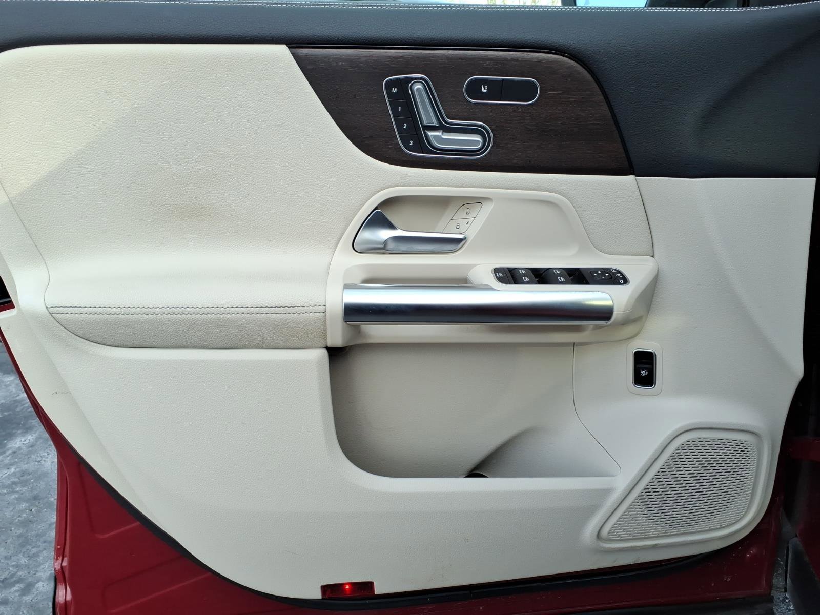 Used 2021 Mercedes-Benz GLA 250 4MATIC image 10