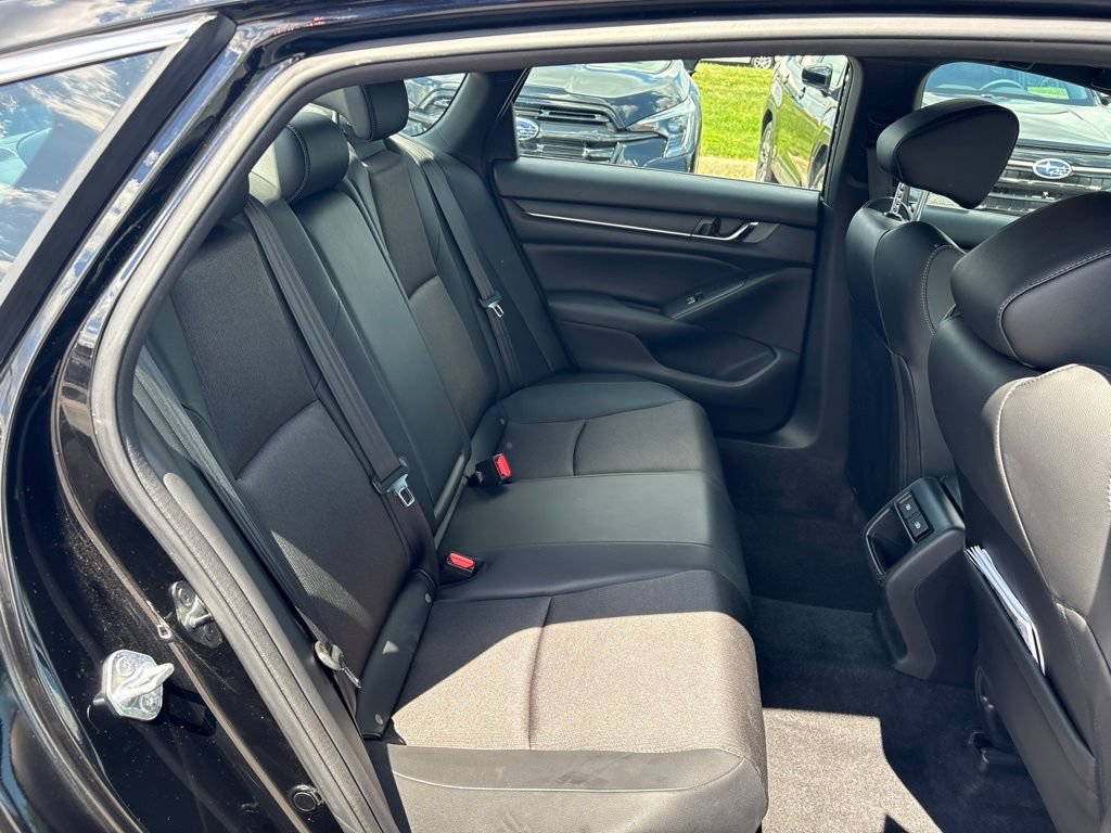 Used 2022 Honda Accord Sport image 11