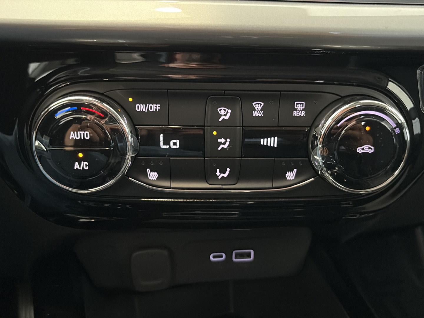 New 2026 Chevrolet Trax LT w/ Driver Confidence Package FWD image 18