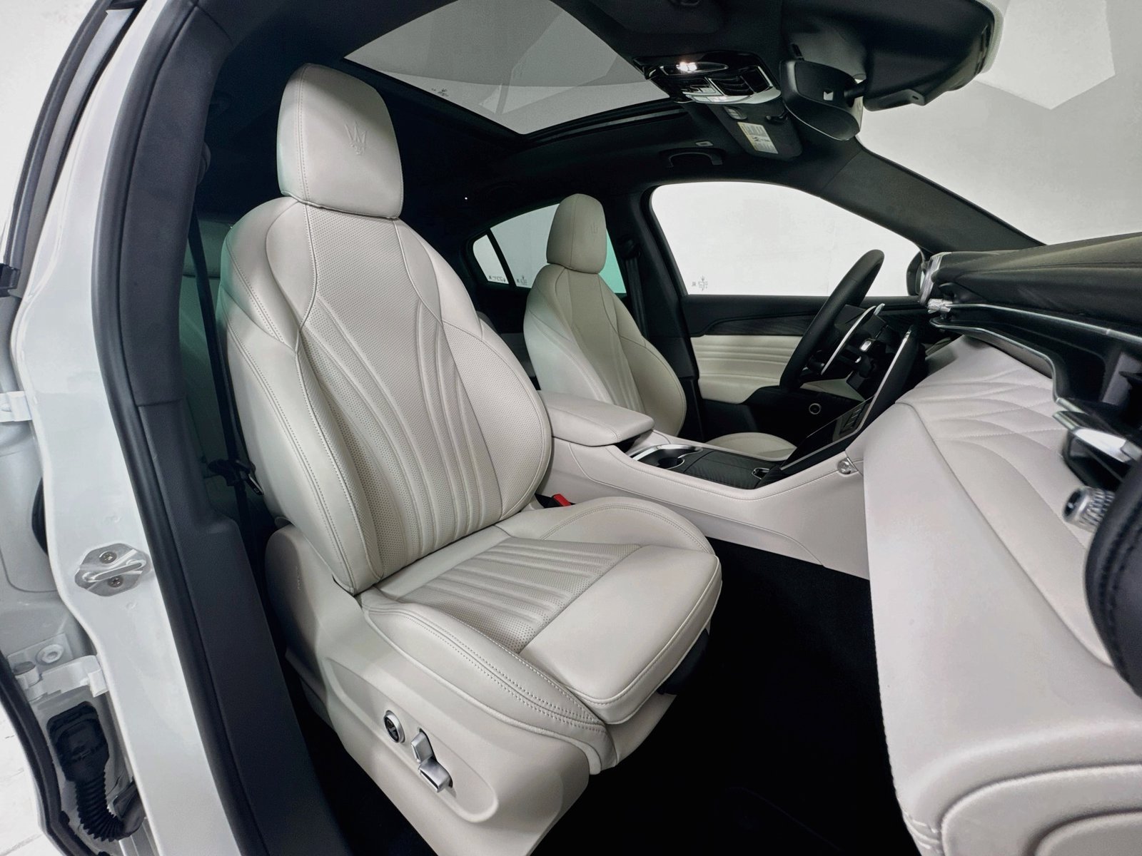 New 2026 Maserati Grecale Modena AWD/4WD image 28
