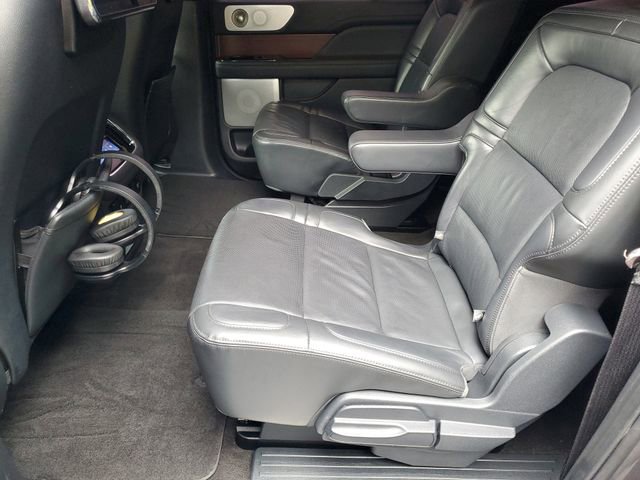 Used 2023 Lincoln Navigator L Reserve AWD/4WD image 22