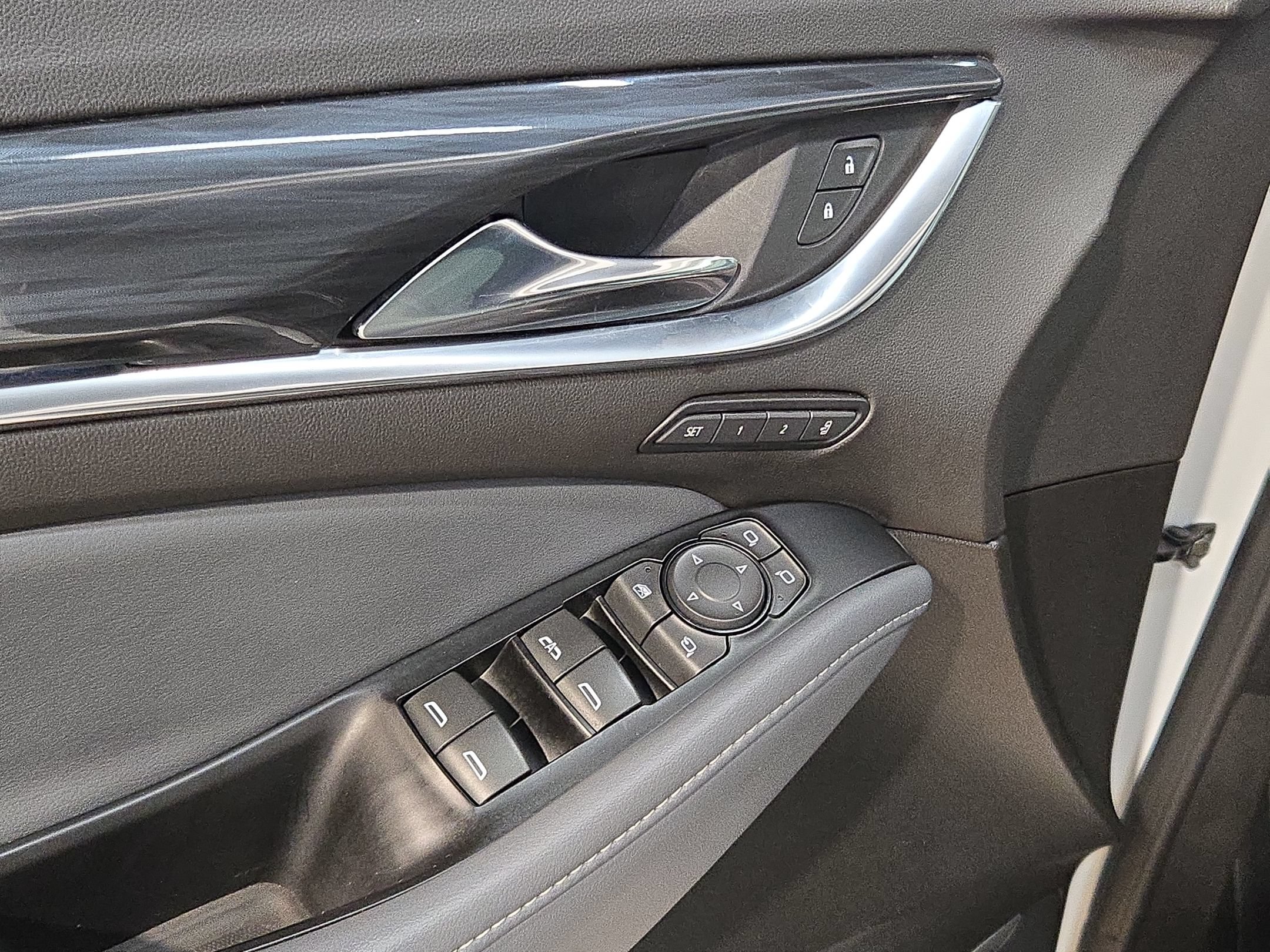 Used 2024 Buick Enclave Premium FWD image 21