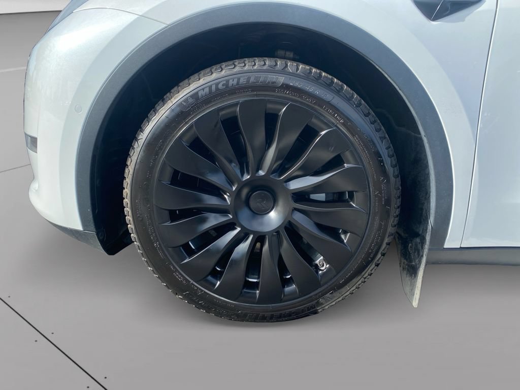 Used 2021 Tesla Model Y Long Range AWD/4WD image 12