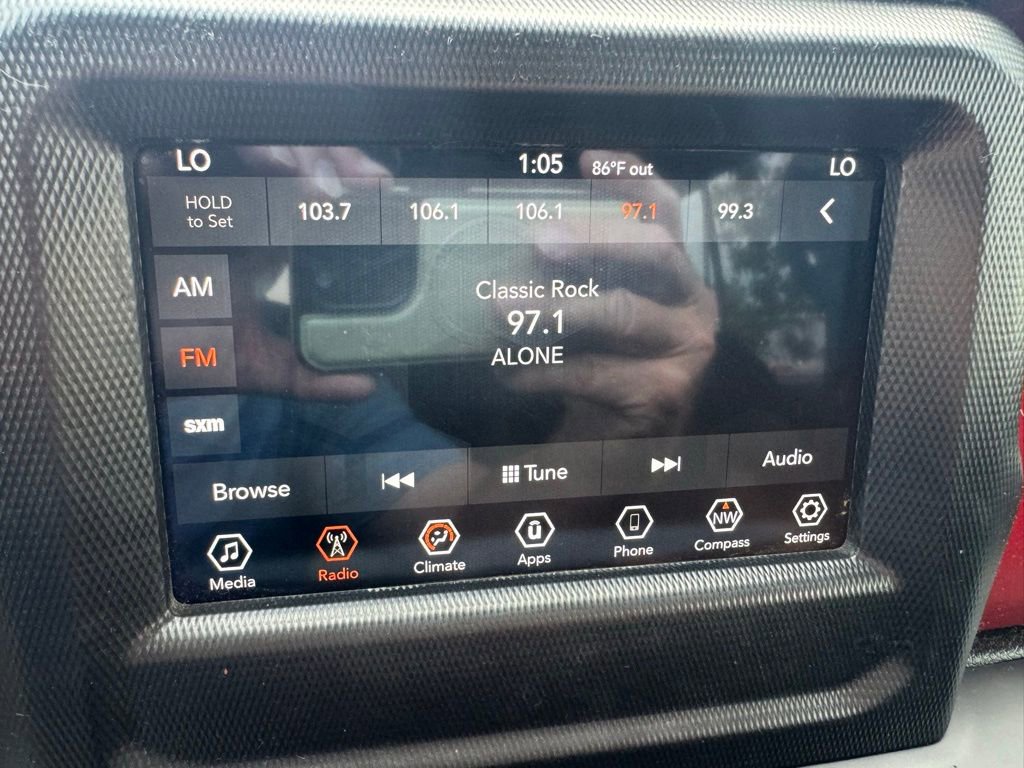 Used 2018 Jeep Wrangler Unlimited Rubicon image 25