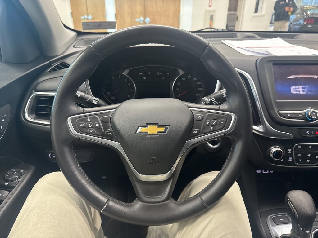 Used 2022 Chevrolet Equinox LT image 3