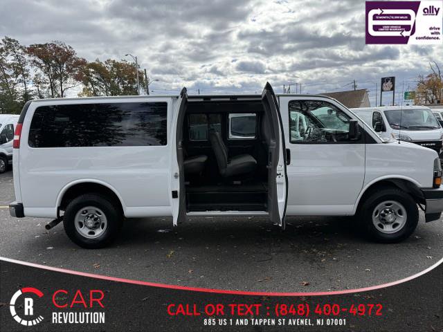 Used 2017 Chevrolet Express 3500 LT w/ LT Preferred Equipment Group image 8