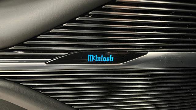 Used 2023 Jeep Grand Wagoneer Series II image 36