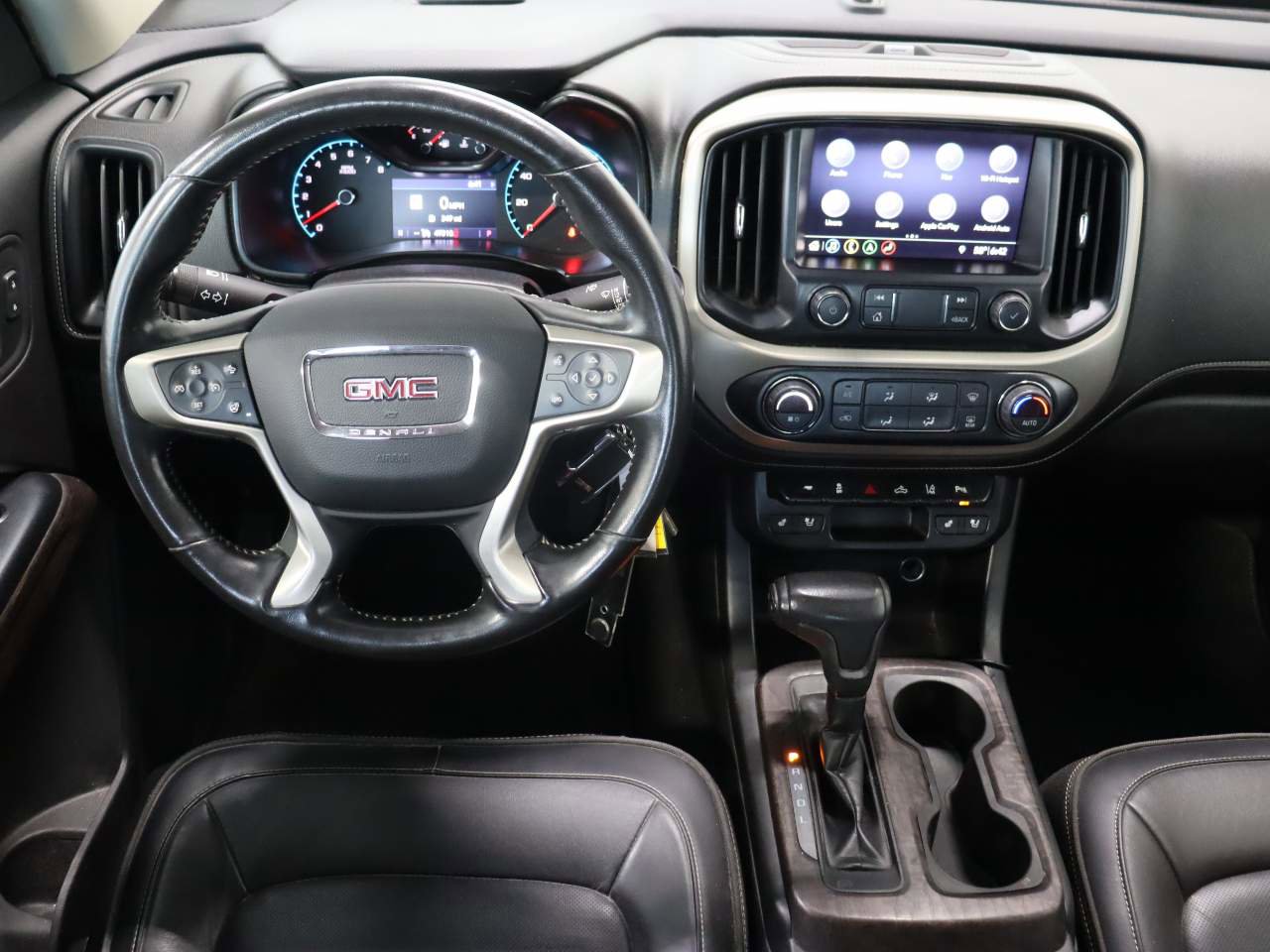 Used 2021 GMC Canyon Denali image 11