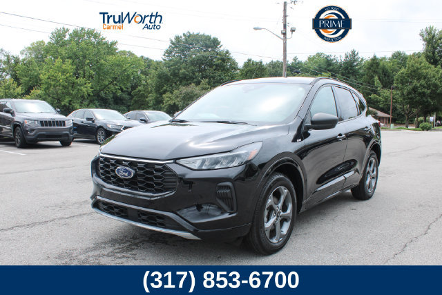 Used 2024 Ford Escape ST-Line w/ Tech Pack #1 AWD/4WD image 1
