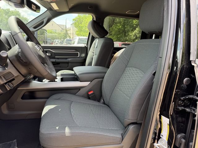New 2026 RAM 3500 Big Horn AWD/4WD image 14