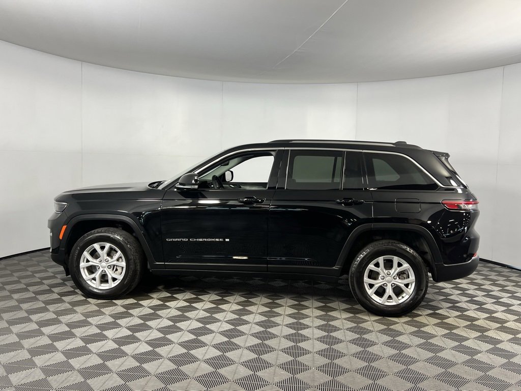 Used 2023 Jeep Grand Cherokee Limited image 8