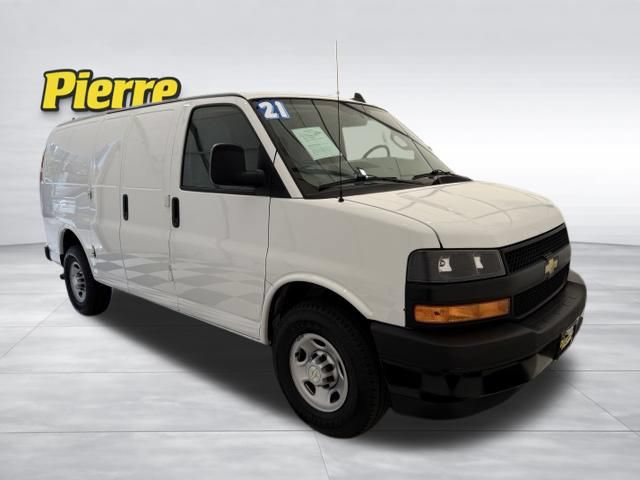 Used 2021 Chevrolet Express 2500 w/ Driver Convenience Package RWD image 6
