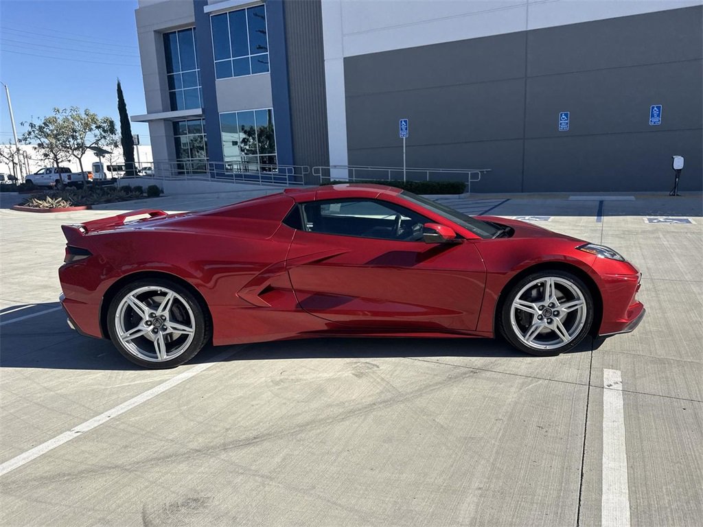 Used 2023 Chevrolet Corvette Stingray Premium Conv w/ Z51 Performance Package image 2