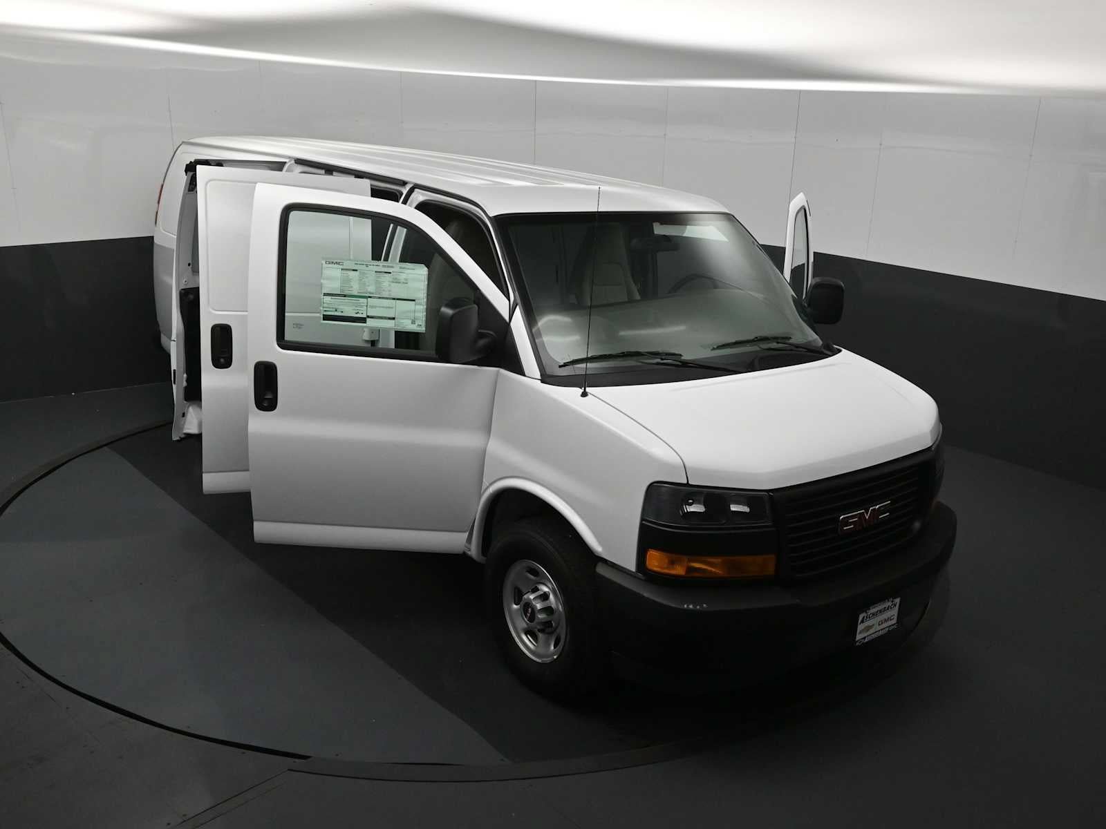 New 2026 GMC Savana 3500 Extended w/ Driver Convenience Package RWD image 24