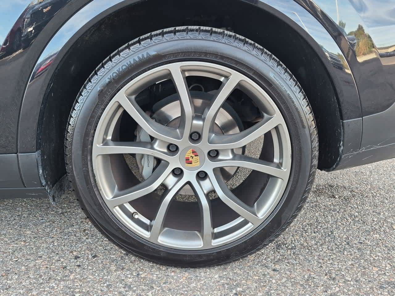 Used 2022 Porsche Cayenne S AWD/4WD image 13