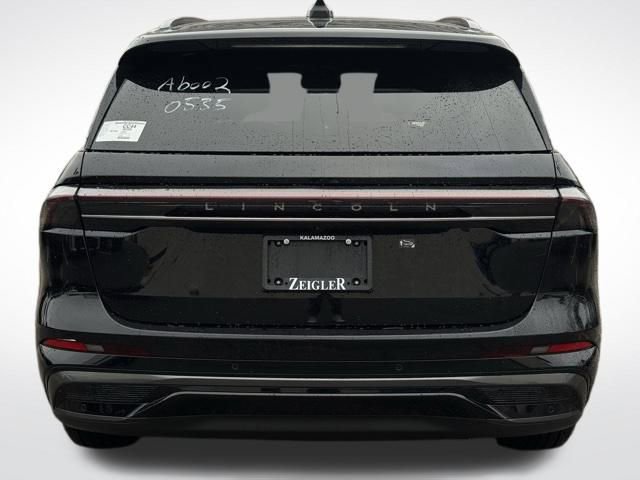 New 2026 Lincoln Nautilus Reserve w/ Jet Appearance Package image 6