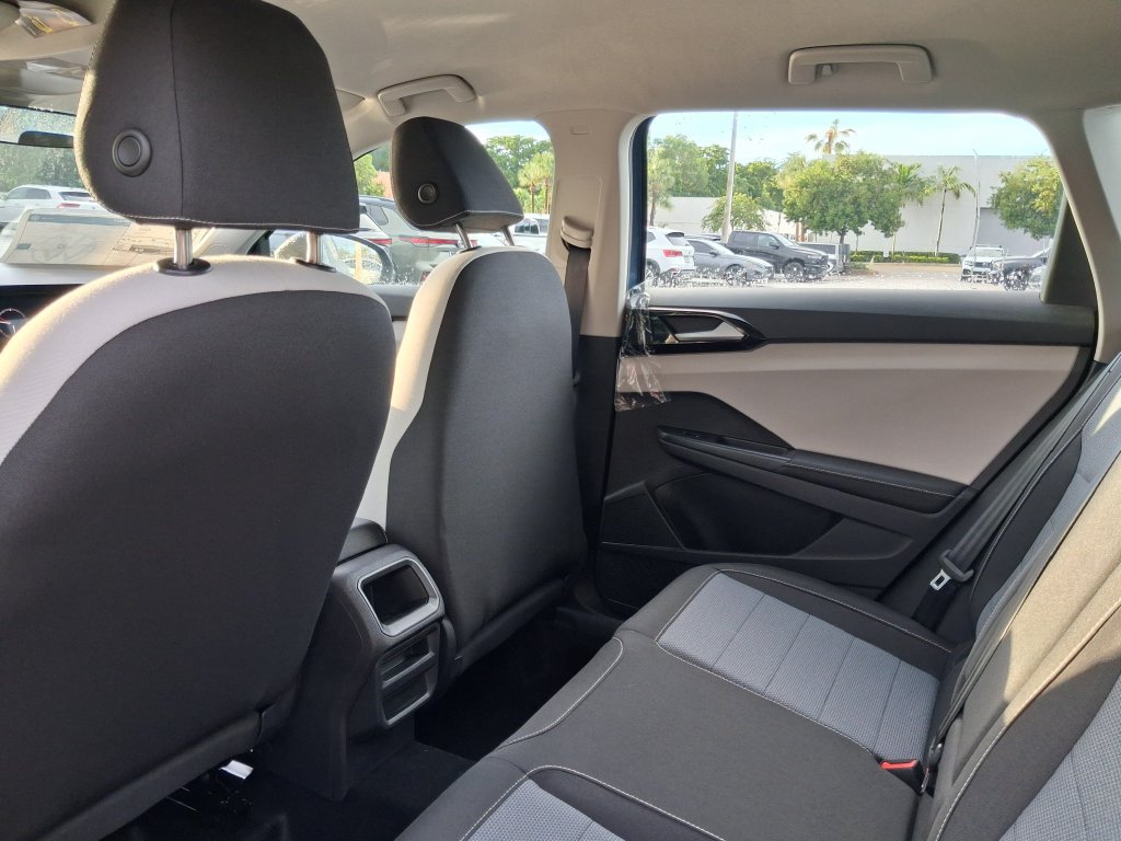 New 2027 Volkswagen Taos S FWD image 5