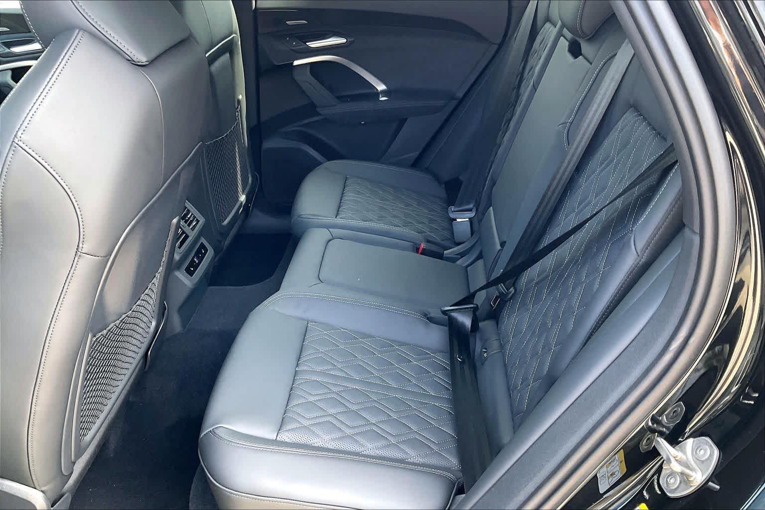 New 2026 Audi SQ5 Prestige AWD/4WD image 17