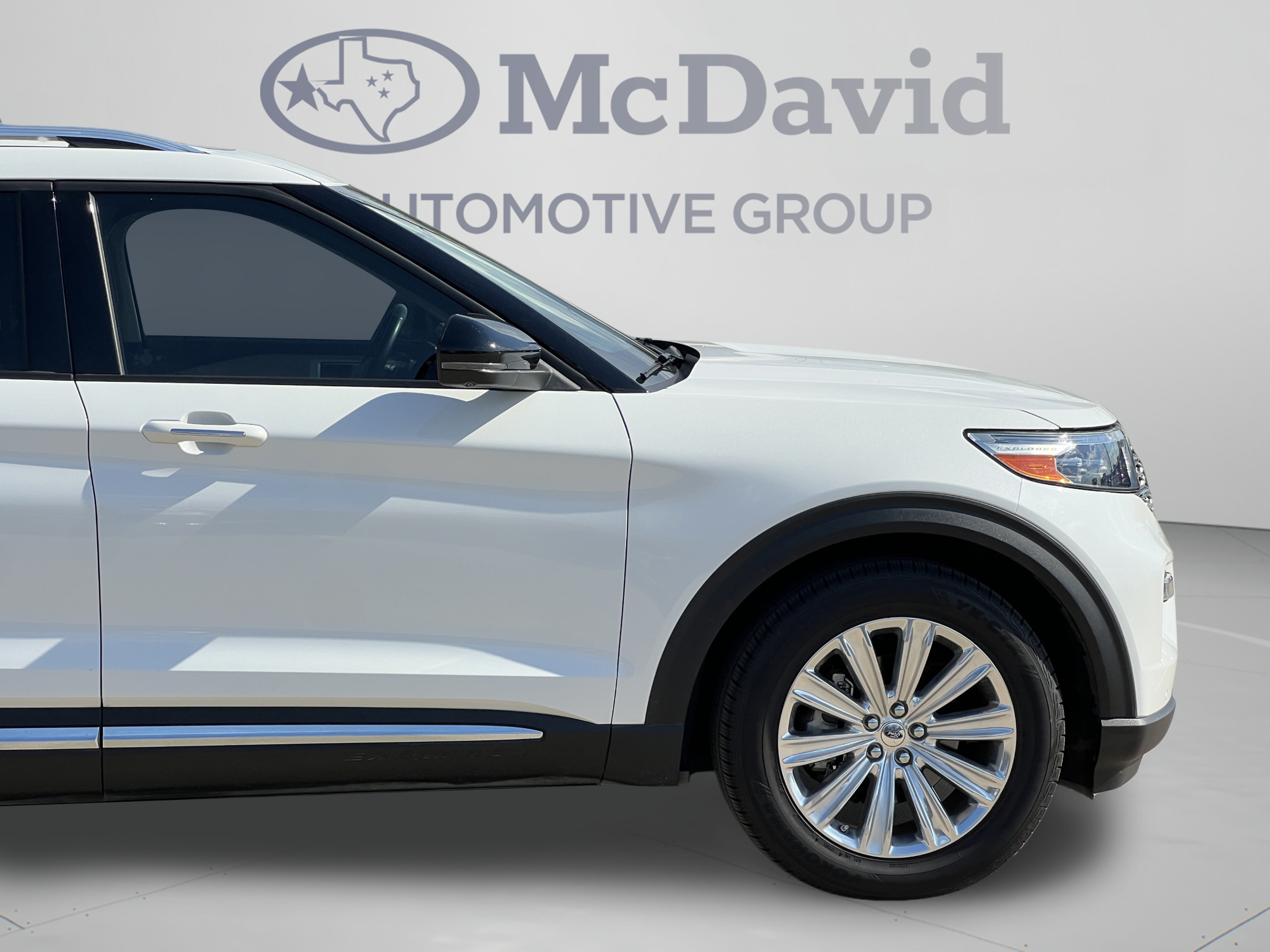 Used 2020 Ford Explorer Limited w/ Class III Trailer Tow Package RWD image 36