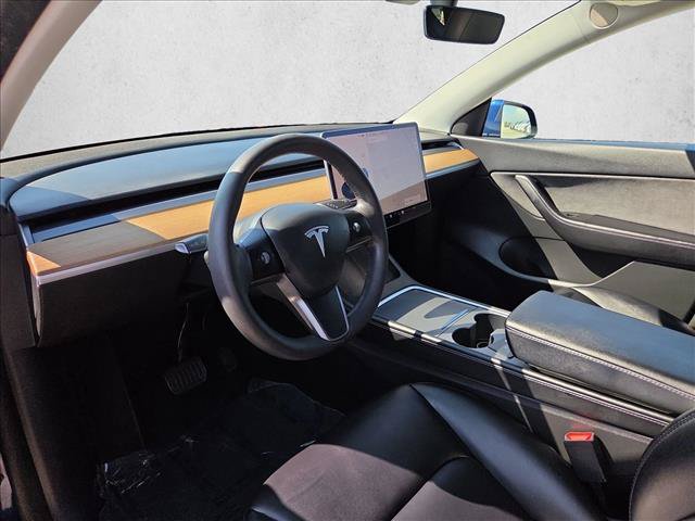 Used 2021 Tesla Model Y Long Range AWD/4WD image 10