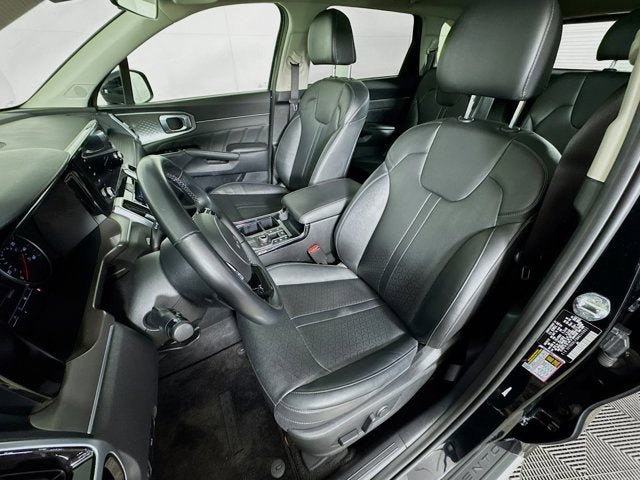 Certified 2022 Kia Sorento SX image 21