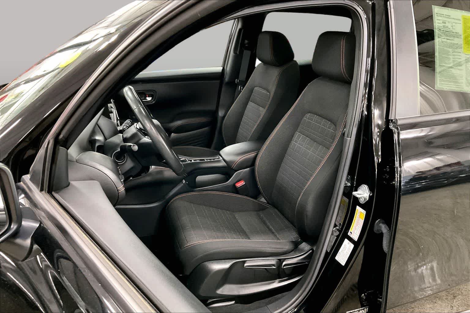 Used 2024 Honda HR-V Sport image 8