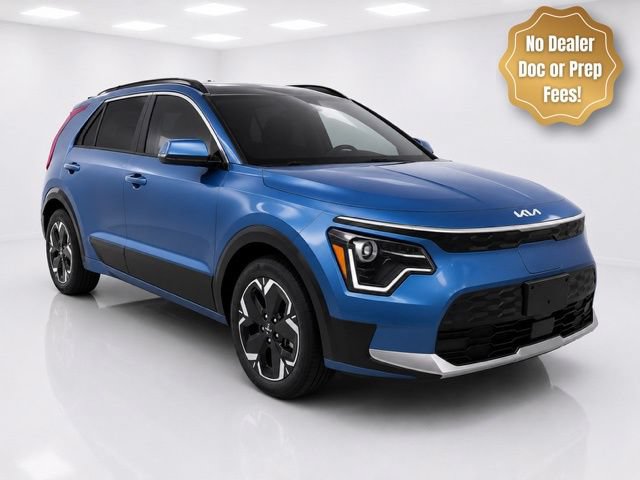 Used 2023 Kia Niro Wind w/ Wind Preserve Package FWD image 3