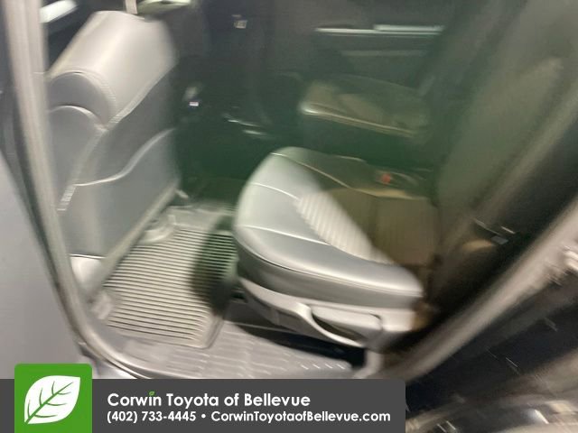 Used 2021 Toyota Highlander XSE image 25