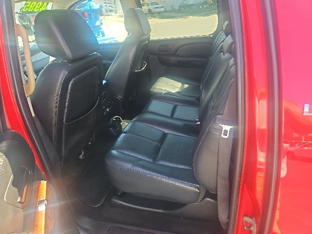 Used 2007 Chevrolet Avalanche LTZ w/ LTZ Preferred Equipment Group AWD/4WD image 4