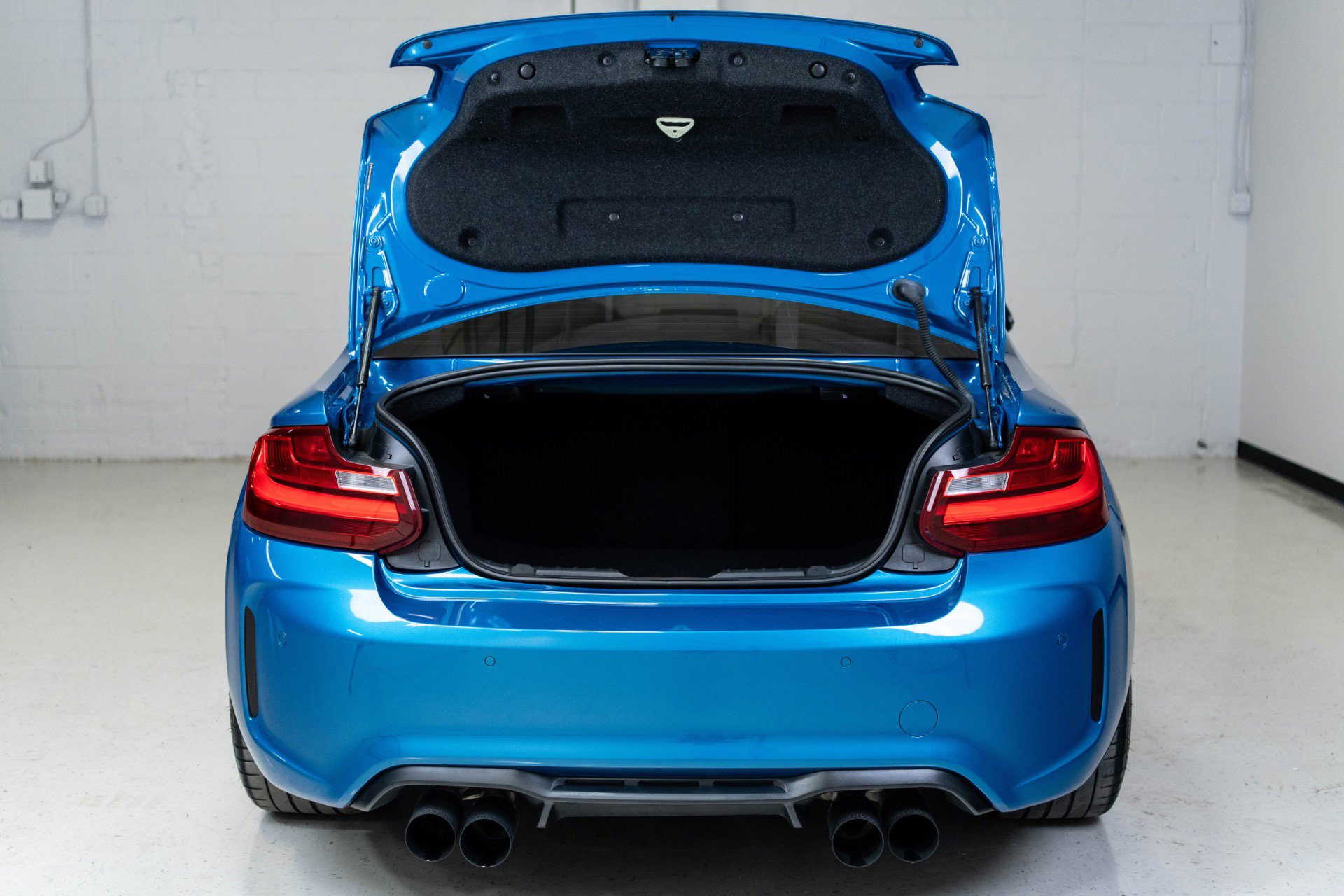 Used 2017 BMW M2 RWD image 14