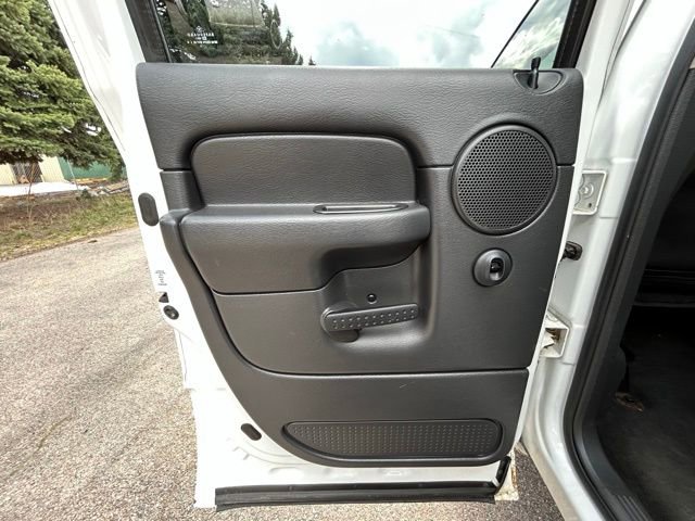 Used 2005 Dodge Ram 2500 Truck SLT w/ Off-Road Group image 40
