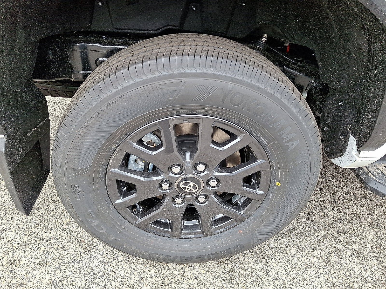 New 2026 Toyota 4Runner SR5 AWD/4WD image 5
