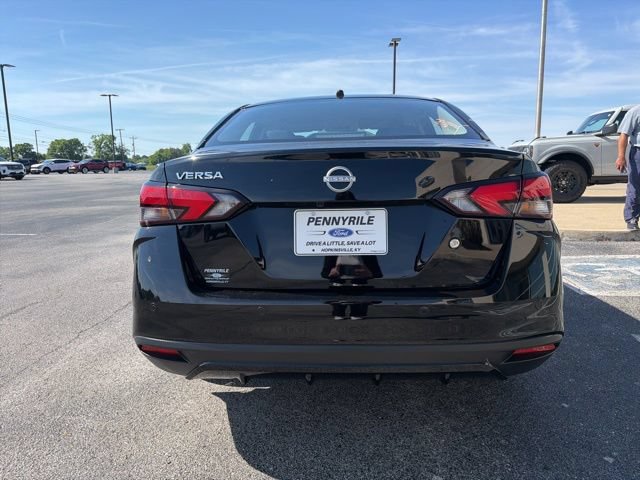 Used 2025 Nissan Versa S w/ Trunk Package FWD image 6