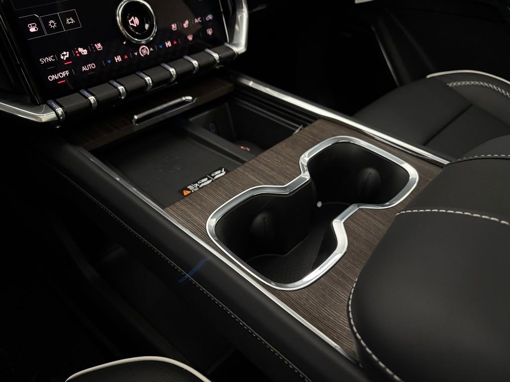 New 2026 GMC Acadia Denali w/ Super Cruise Package image 32