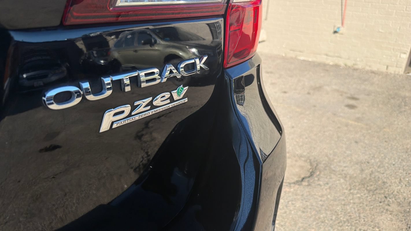 Used 2016 Subaru Outback 2.5i Limited AWD/4WD image 26