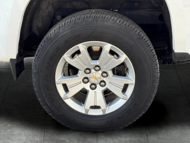 Used 2022 Chevrolet Colorado LT AWD/4WD image 6