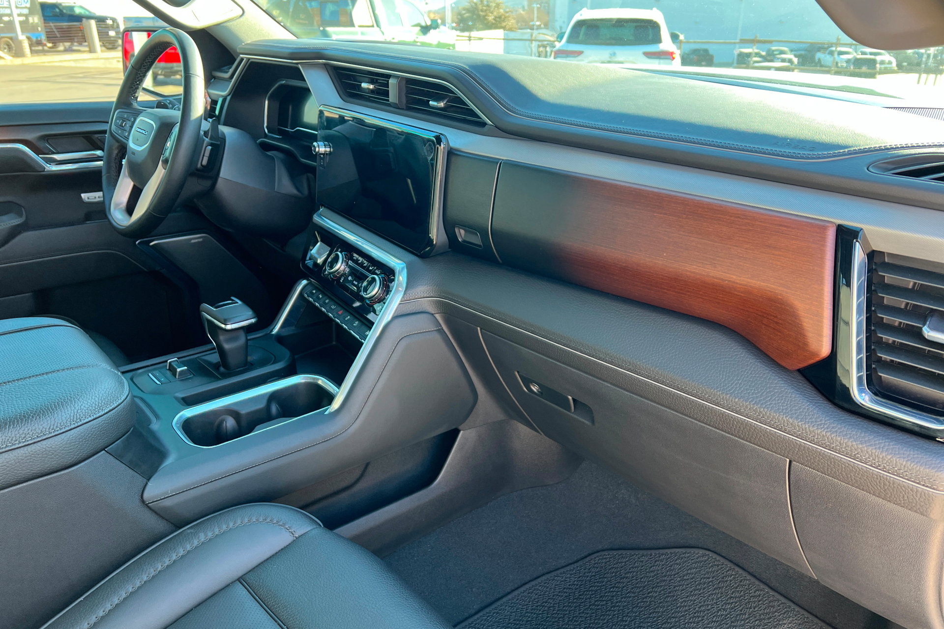 Certified 2024 GMC Sierra 1500 Denali image 24