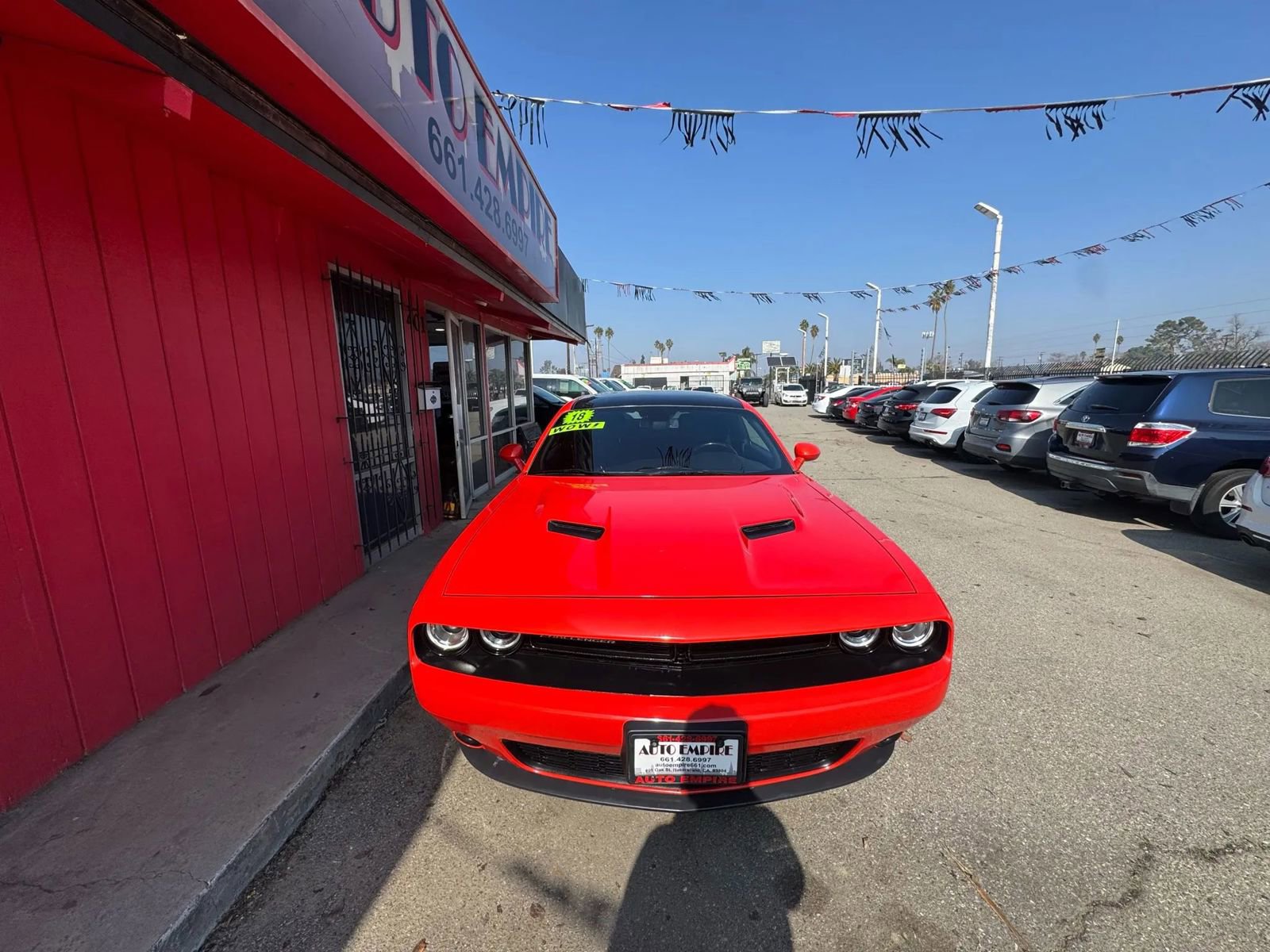Used 2018 Dodge Challenger SXT image 3