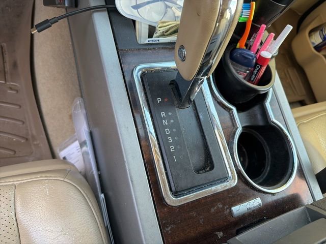 Used 2012 Ford Expedition XLT image 9