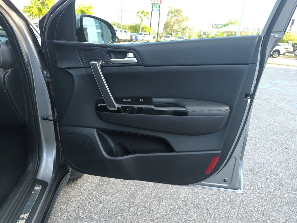 Used 2022 Kia Sportage Nightfall Edition w/ Nighfall AWD Premium Package image 34
