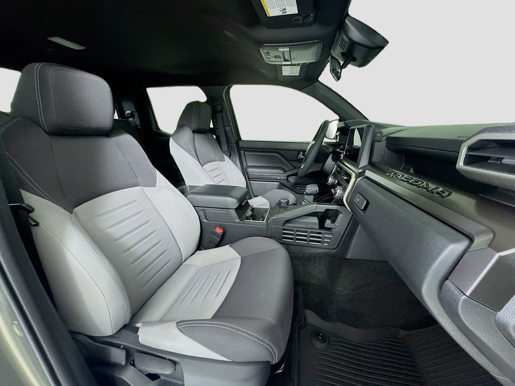 Used 2025 Toyota Tacoma TRD Sport image 24