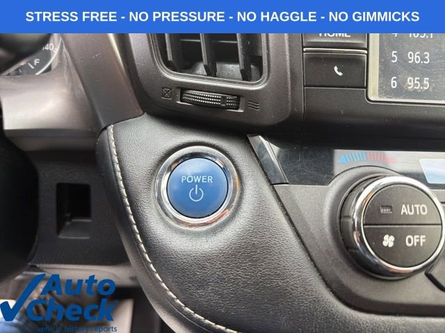 Used 2017 Toyota RAV4 XLE w/ Convenience Package image 23