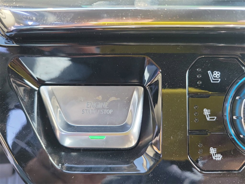 New 2025 GMC Sierra 3500 Denali Ultimate image 34