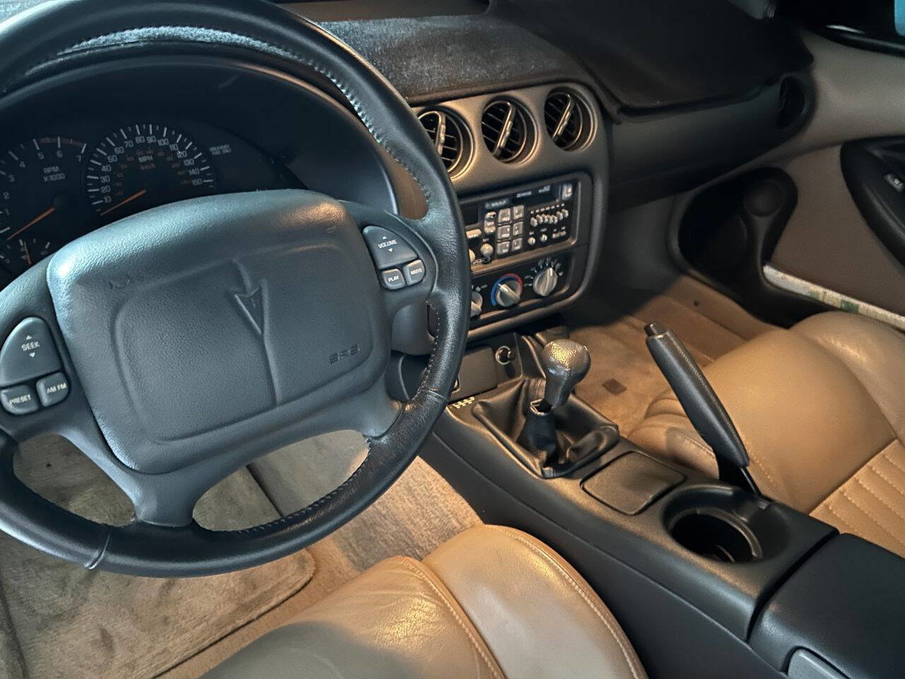 Used 1997 Pontiac Firebird Trans Am w/ Ram Air Performance Pkg image 9