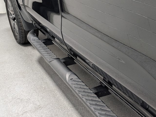 Used 2019 Chevrolet Silverado 1500 RST AWD/4WD image 4