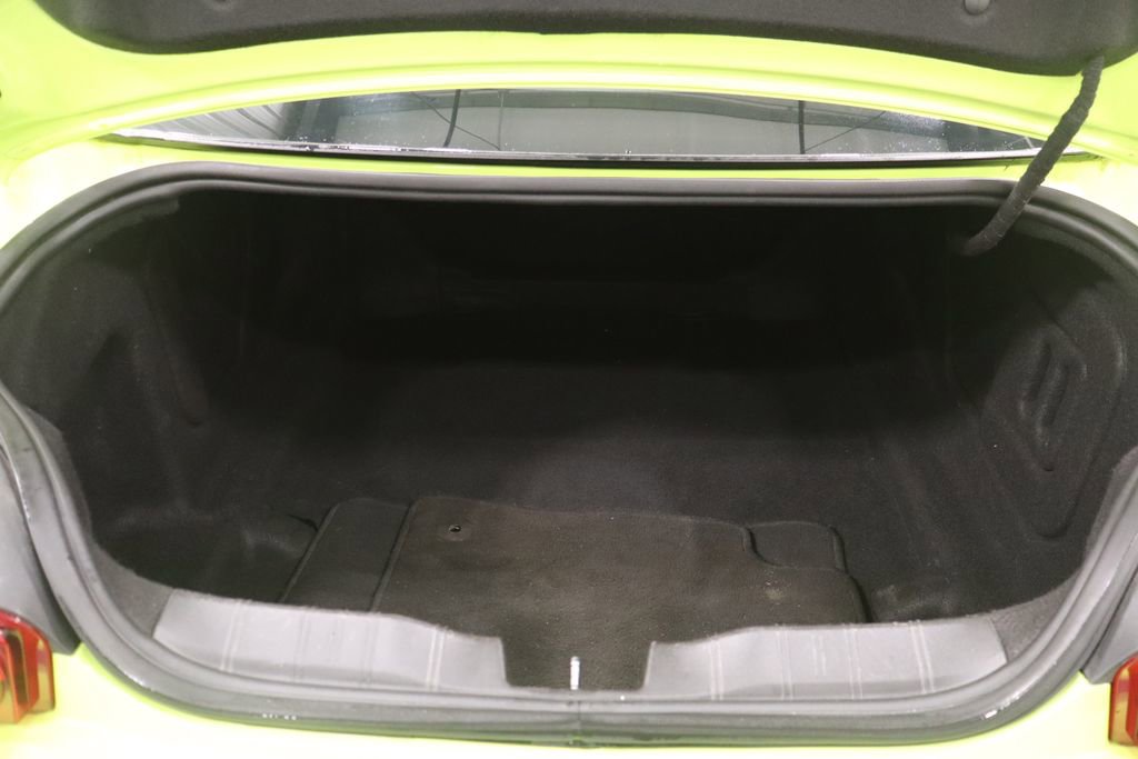 Used 2019 Chevrolet Camaro LT image 17